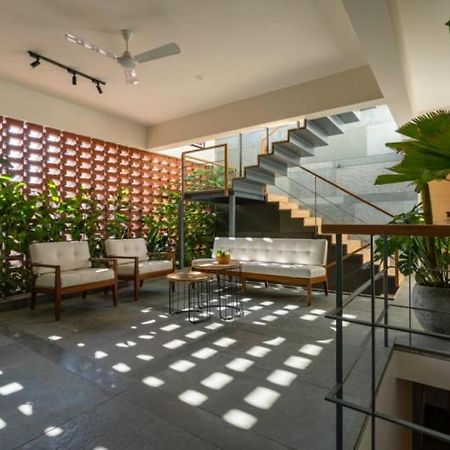 Iris Suites バンガロール エクステリア 写真