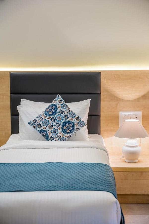 Iris Suites バンガロール エクステリア 写真