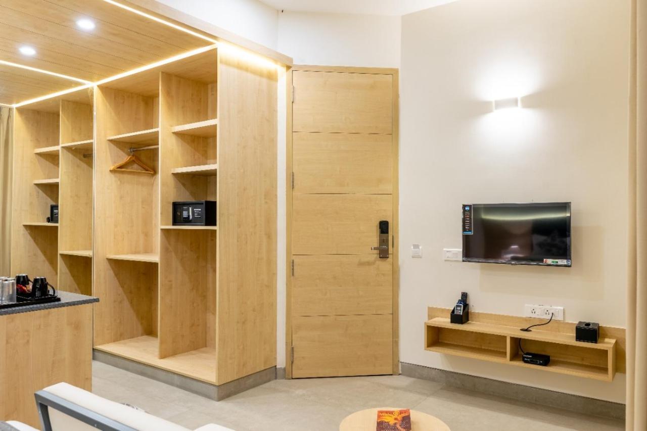 Iris Suites バンガロール エクステリア 写真