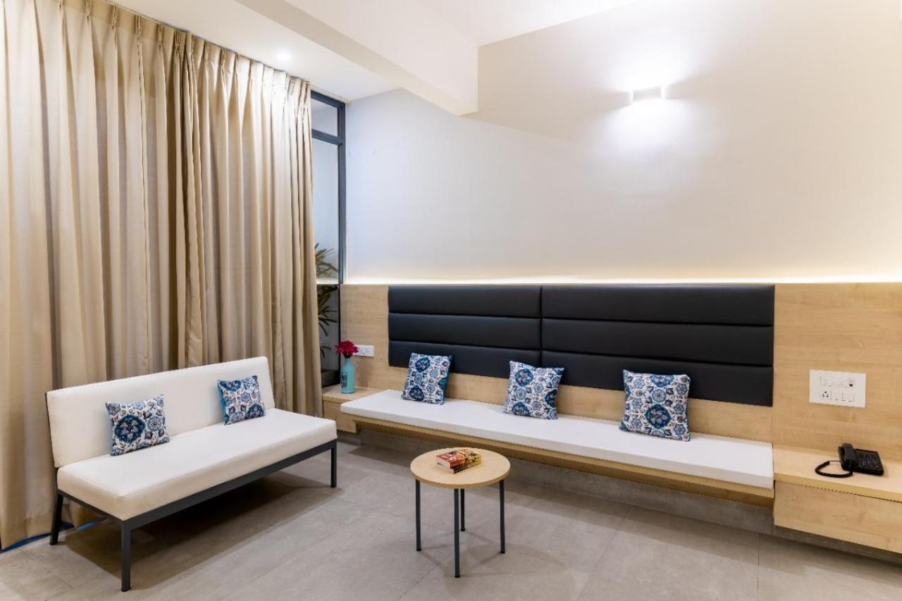 Iris Suites バンガロール エクステリア 写真
